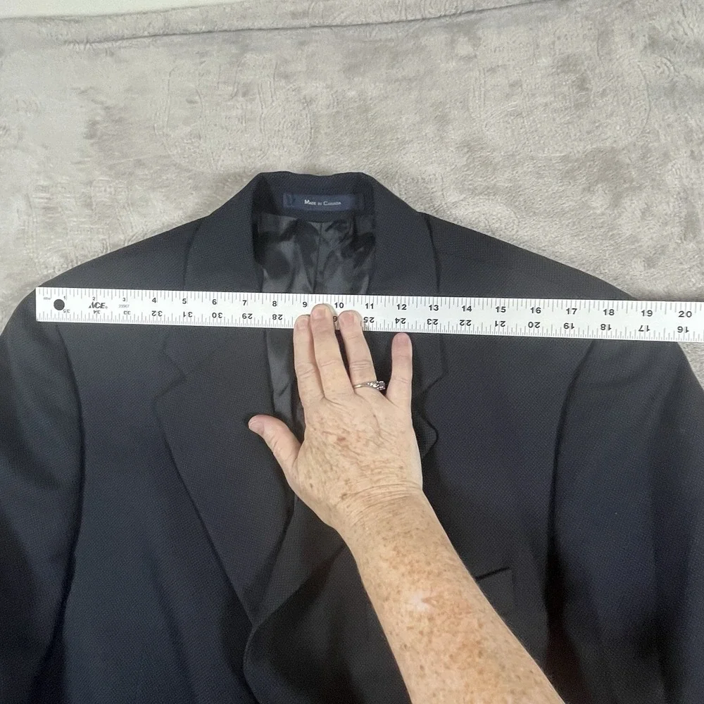 Ralph Lauren 100% Pure Wool Men Blazer Jacket Measures 44R Blue‎ Sport Coat